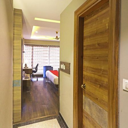 The Ivy Grand Hotel In City Centre With Free Secured Parking New Delhi Eksteriør billede