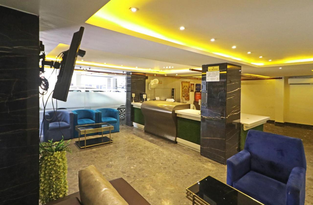 The Ivy Grand Hotel In City Centre With Free Secured Parking New Delhi Eksteriør billede