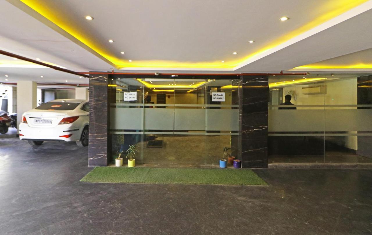 The Ivy Grand Hotel In City Centre With Free Secured Parking New Delhi Eksteriør billede