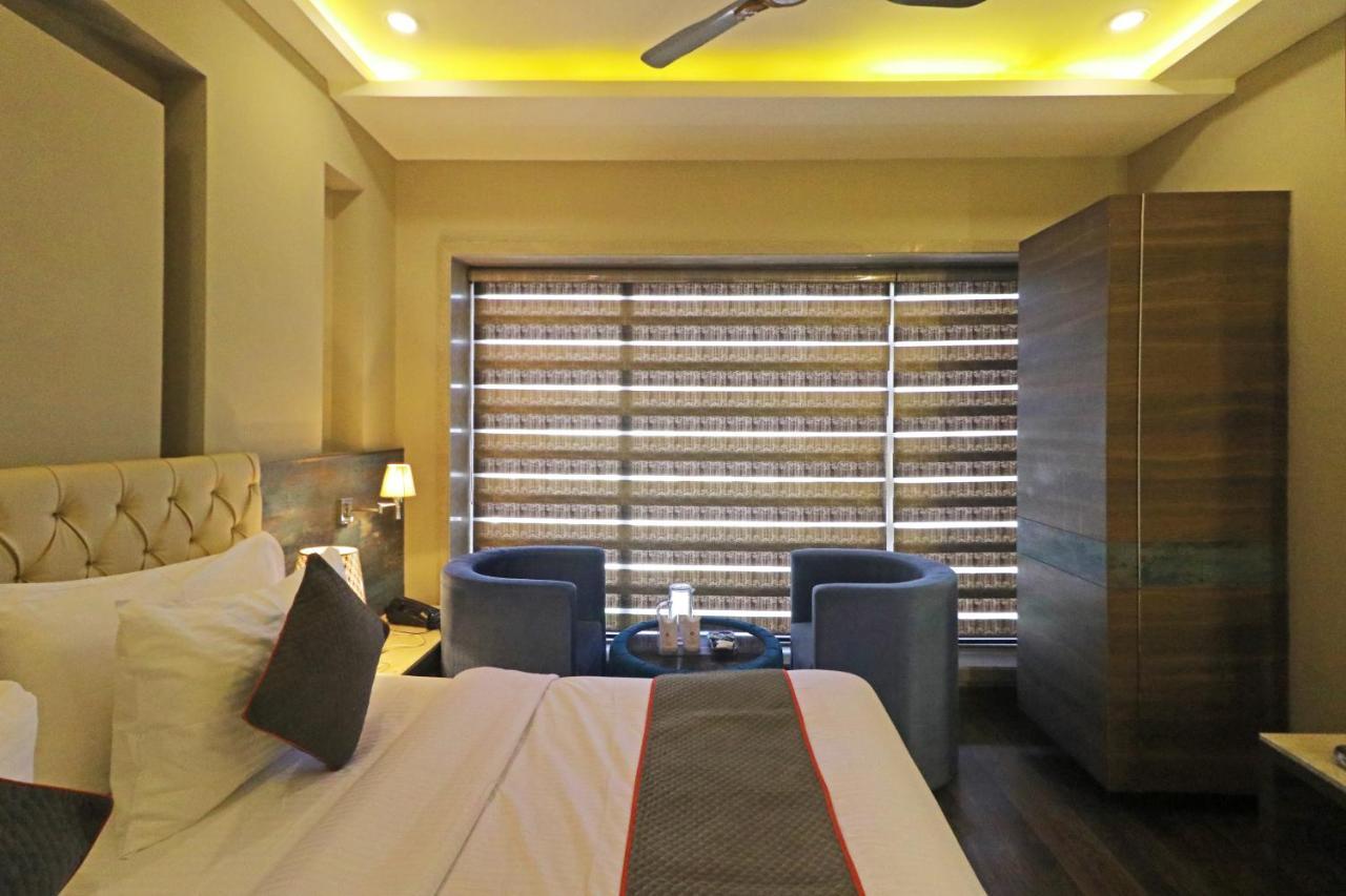 The Ivy Grand Hotel In City Centre With Free Secured Parking New Delhi Eksteriør billede