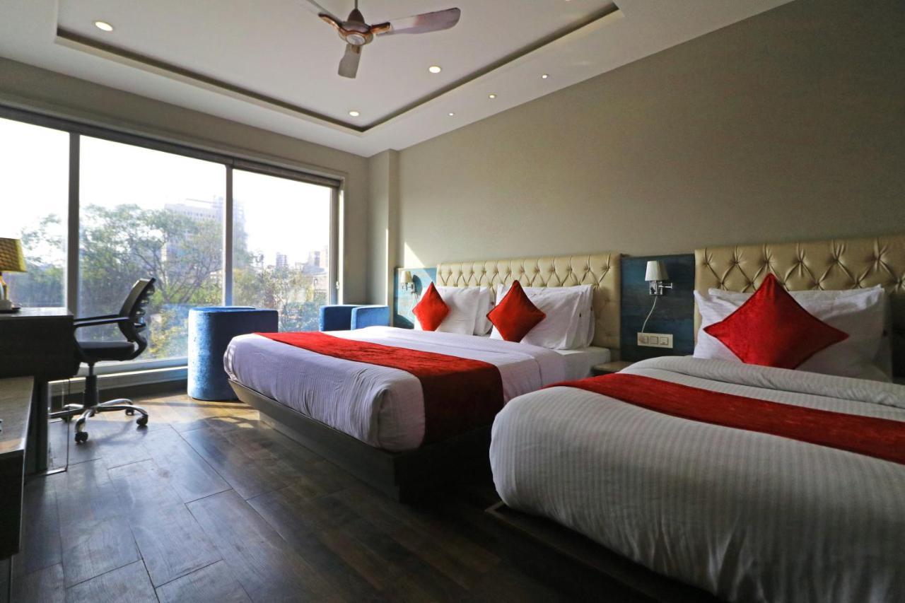 The Ivy Grand Hotel In City Centre With Free Secured Parking New Delhi Eksteriør billede